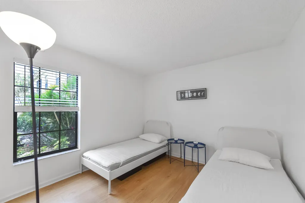 2600 Greenwood Terrace Boca Raton FL 33431