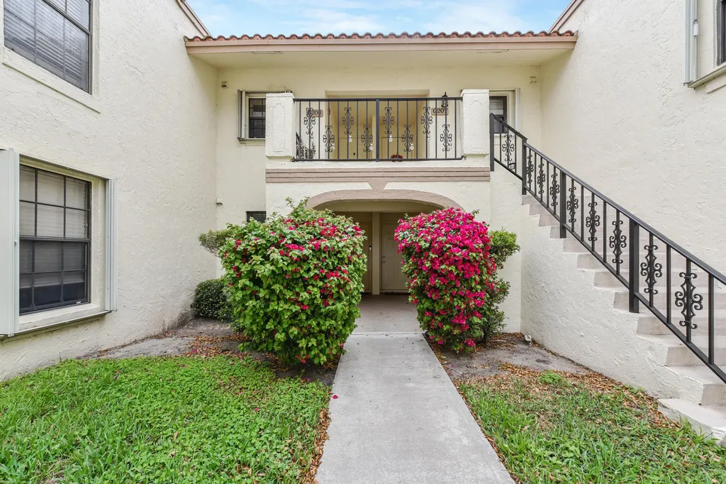2600 Greenwood Terrace Boca Raton FL 33431