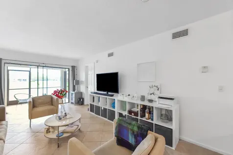 2600 Greenwood Terrace Boca Raton FL 33431