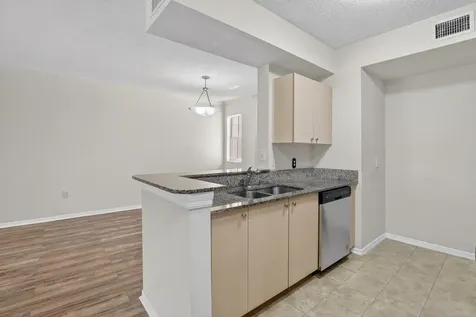 2486 Centergate Drive Miramar FL 33025