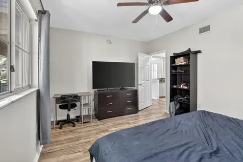 2486 Centergate Drive Miramar FL 33025