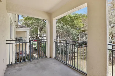 2486 Centergate Drive Miramar FL 33025