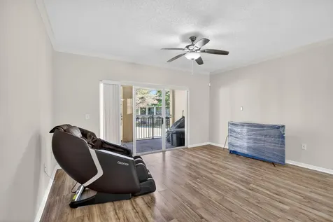 2486 Centergate Drive Miramar FL 33025
