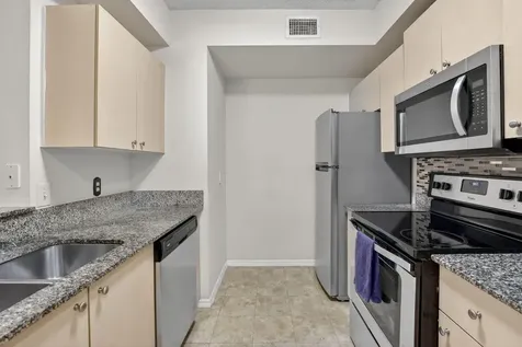 2486 Centergate Drive Miramar FL 33025