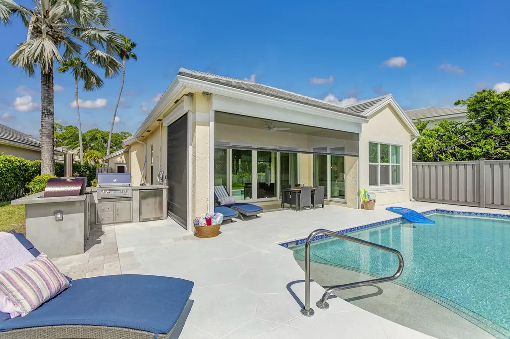 605 Masters Way Palm Beach Gardens FL 33418