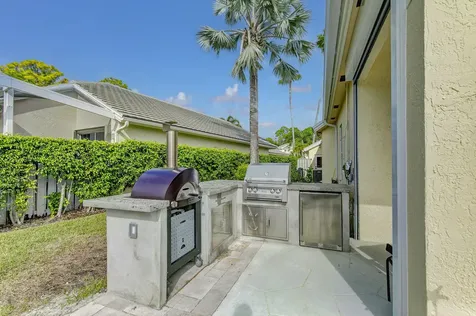 605 Masters Way Palm Beach Gardens FL 33418