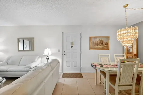 627 Sea Pine Way Greenacres FL 33415