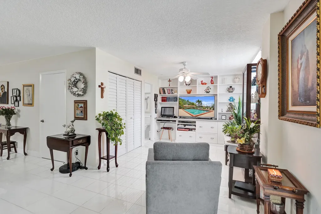 6461 NW 2nd Avenue Boca Raton FL 33487
