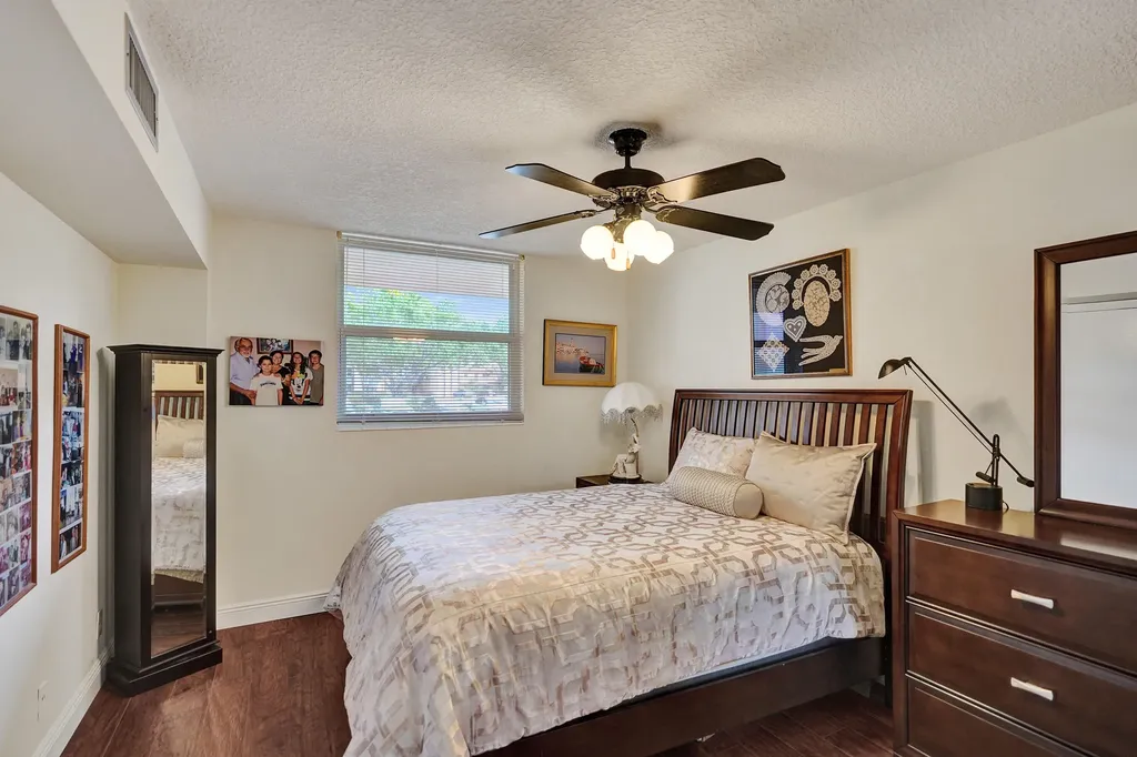 6461 NW 2nd Avenue Boca Raton FL 33487