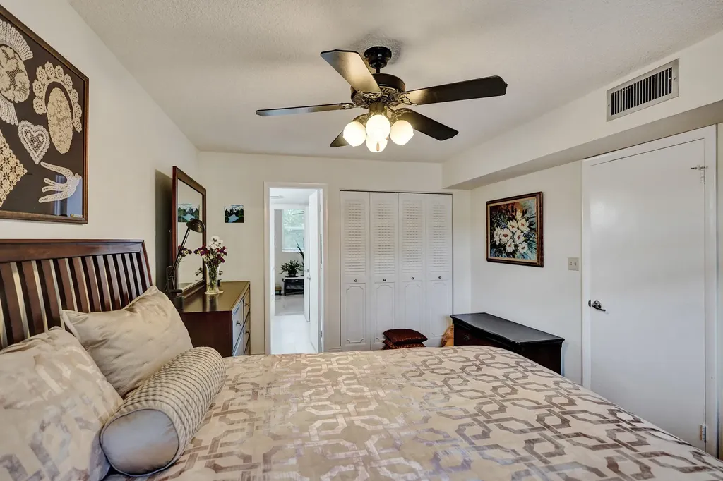 6461 NW 2nd Avenue Boca Raton FL 33487