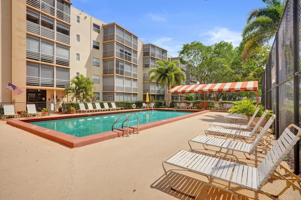 6461 NW 2nd Avenue Boca Raton FL 33487