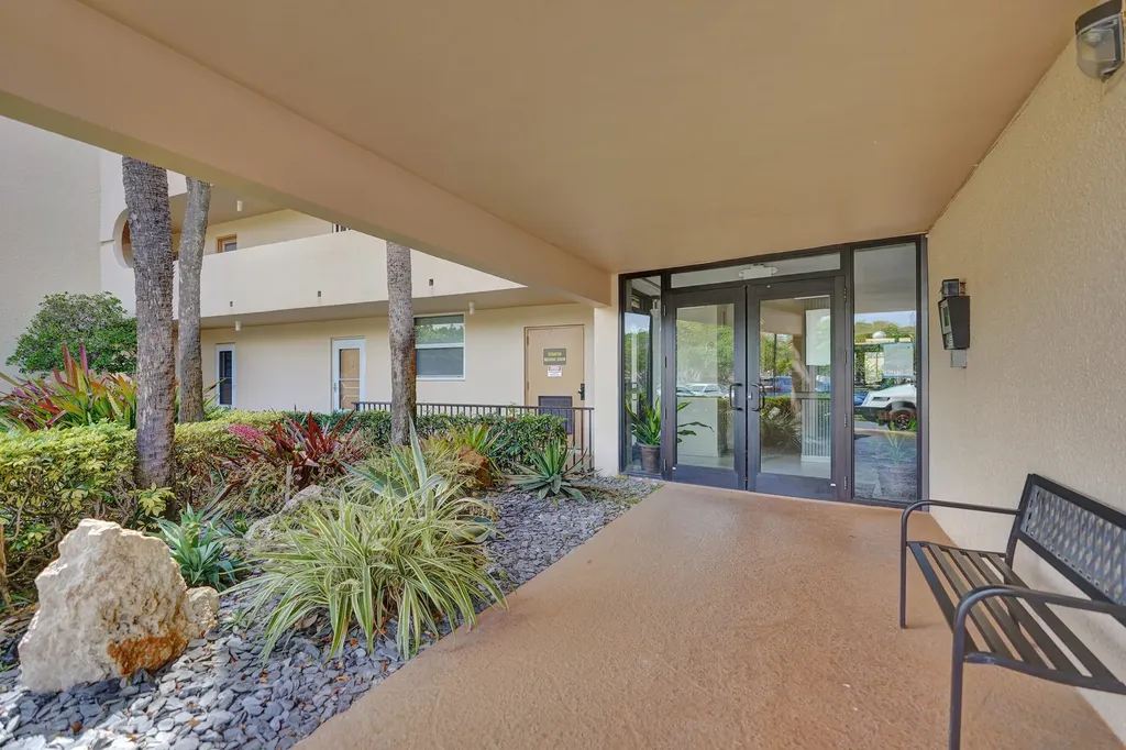 6461 NW 2nd Avenue Boca Raton FL 33487
