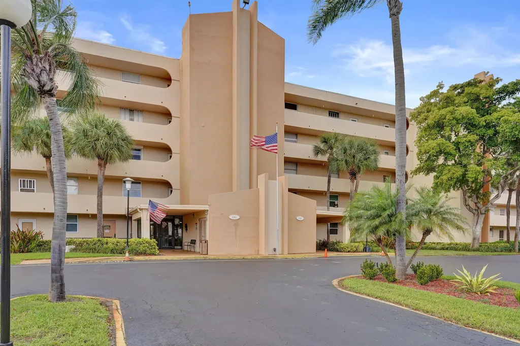 6461 NW 2nd Avenue Boca Raton FL 33487