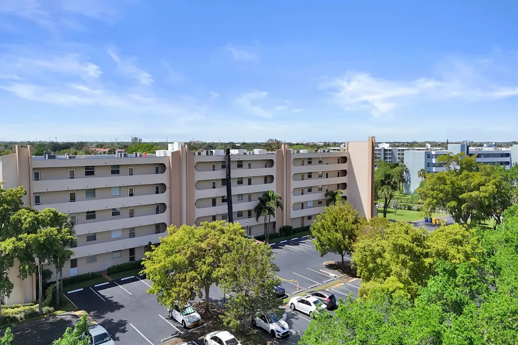 6461 NW 2nd Avenue Boca Raton FL 33487
