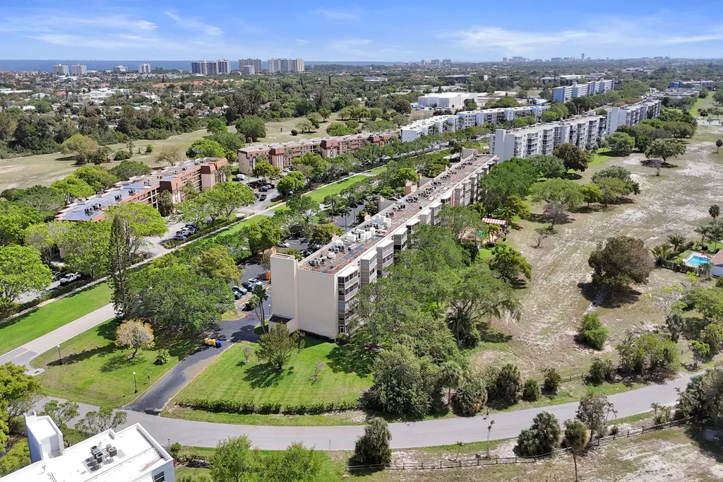 6461 NW 2nd Avenue Boca Raton FL 33487