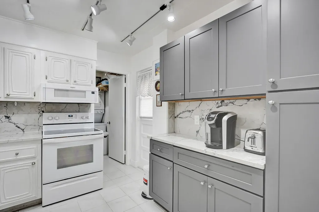 6461 NW 2nd Avenue Boca Raton FL 33487