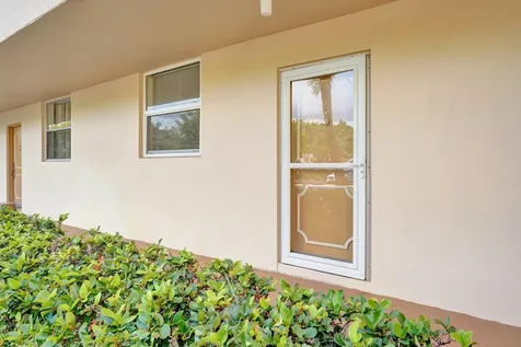 6461 NW 2nd Avenue Boca Raton FL 33487