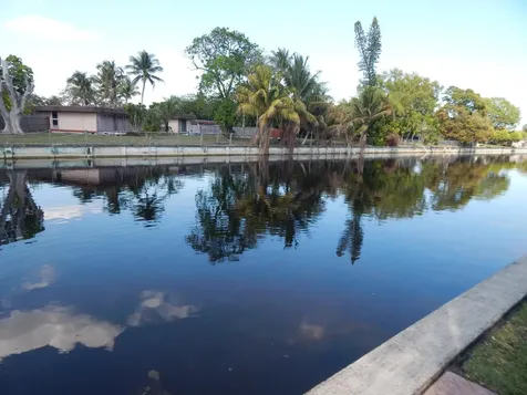 6805 NW 77th Street Tamarac FL 33321