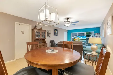 13767 Via Aurora Delray Beach FL 33484