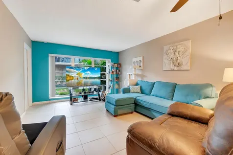 13767 Via Aurora Delray Beach FL 33484