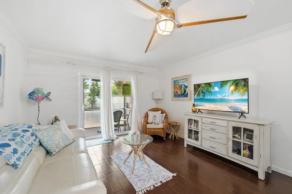 101 E Mcnab Road Pompano Beach FL 33060