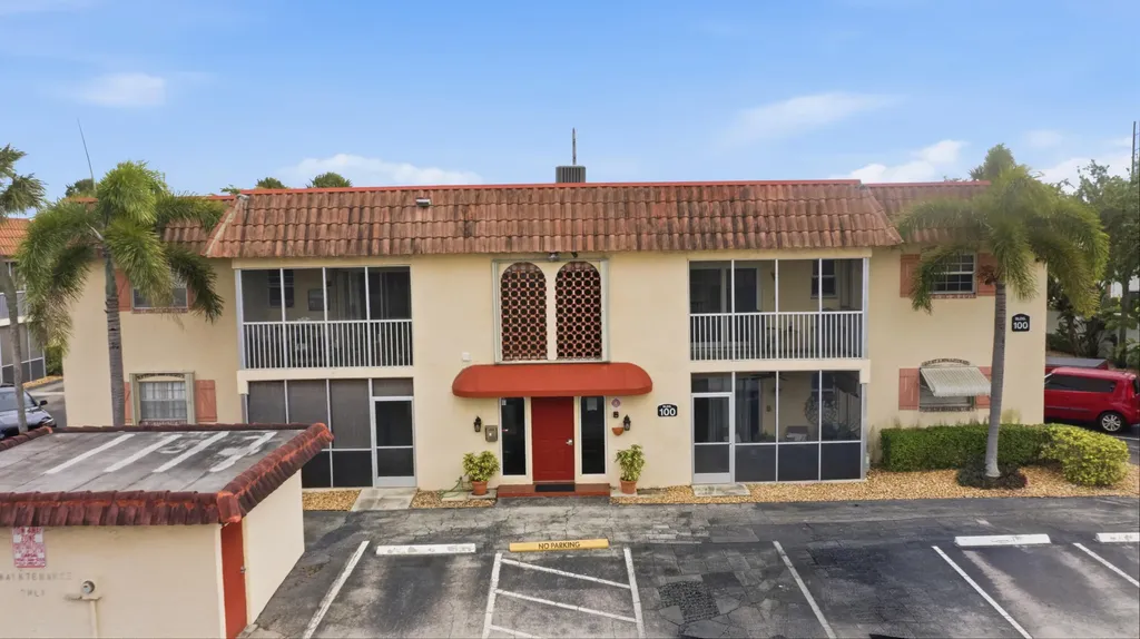 101 E Mcnab Road Pompano Beach FL 33060