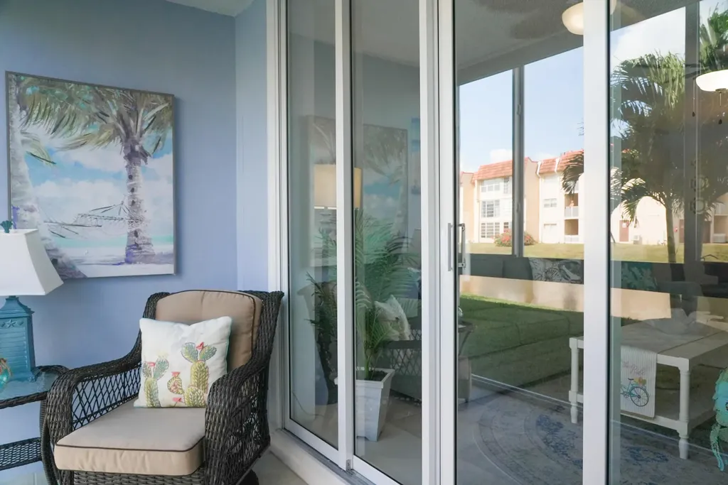 8901 Sunrise Lakes Boulevard Sunrise FL 33322