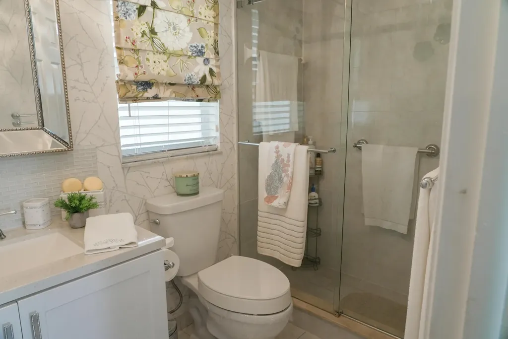 8901 Sunrise Lakes Boulevard Sunrise FL 33322