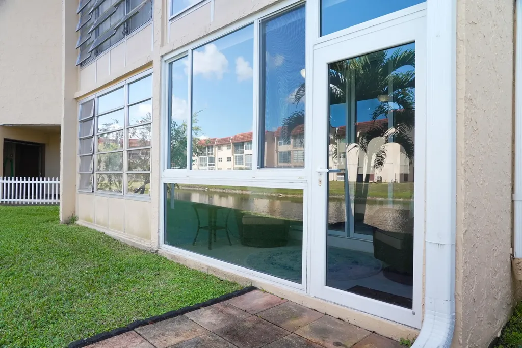 8901 Sunrise Lakes Boulevard Sunrise FL 33322