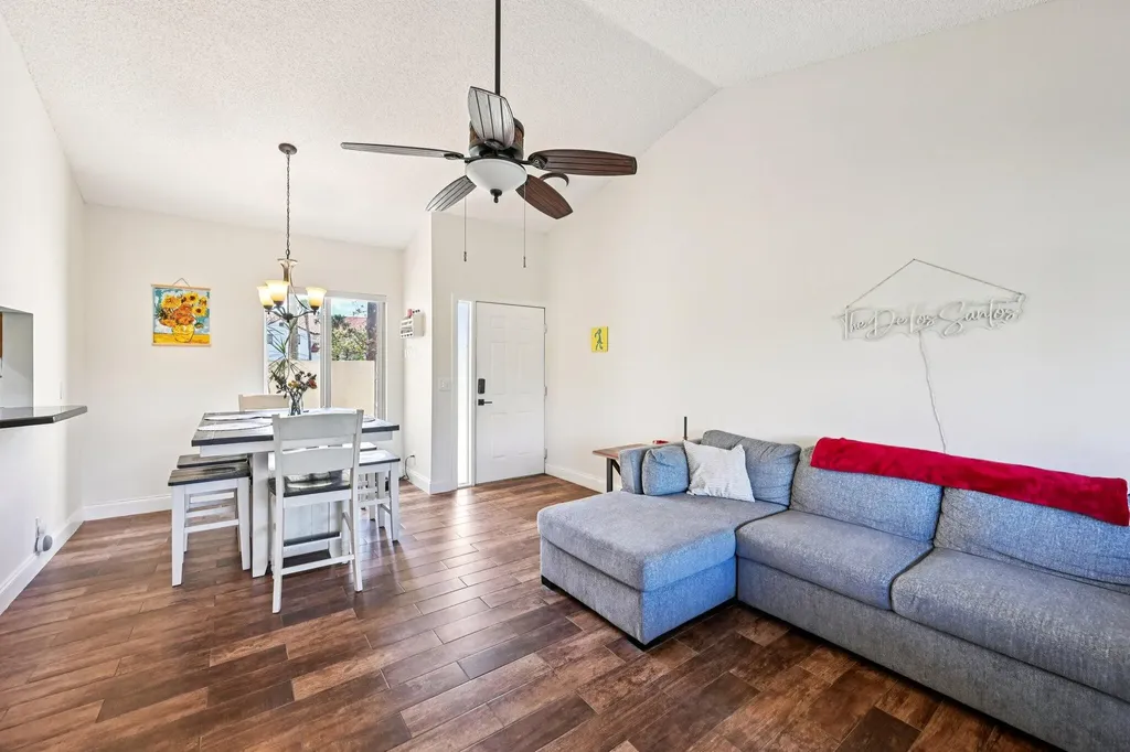 22 Via De Casas Boynton Beach FL 33426