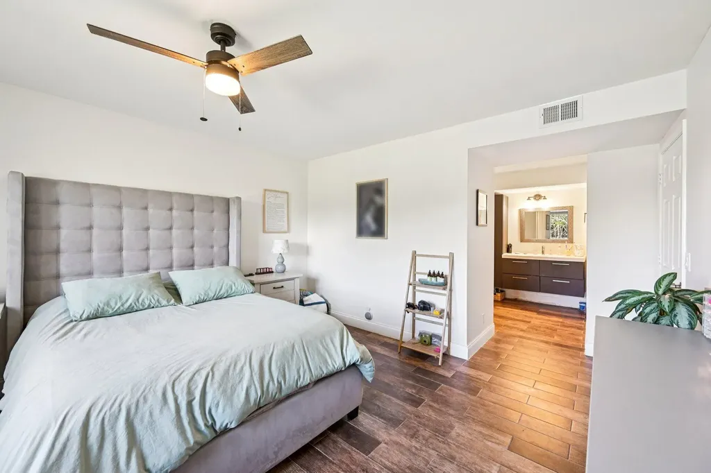 22 Via De Casas Boynton Beach FL 33426