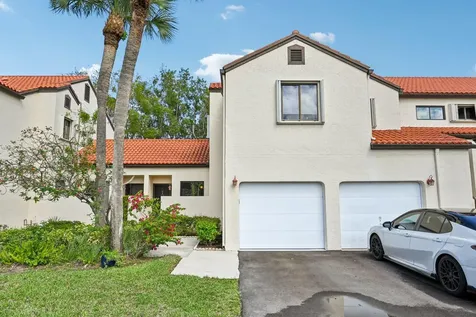 22 Via De Casas Boynton Beach FL 33426
