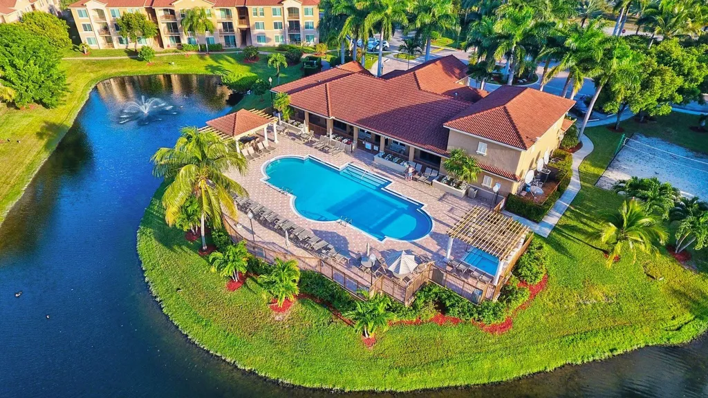 321 Villa Circle Boynton Beach FL 33435