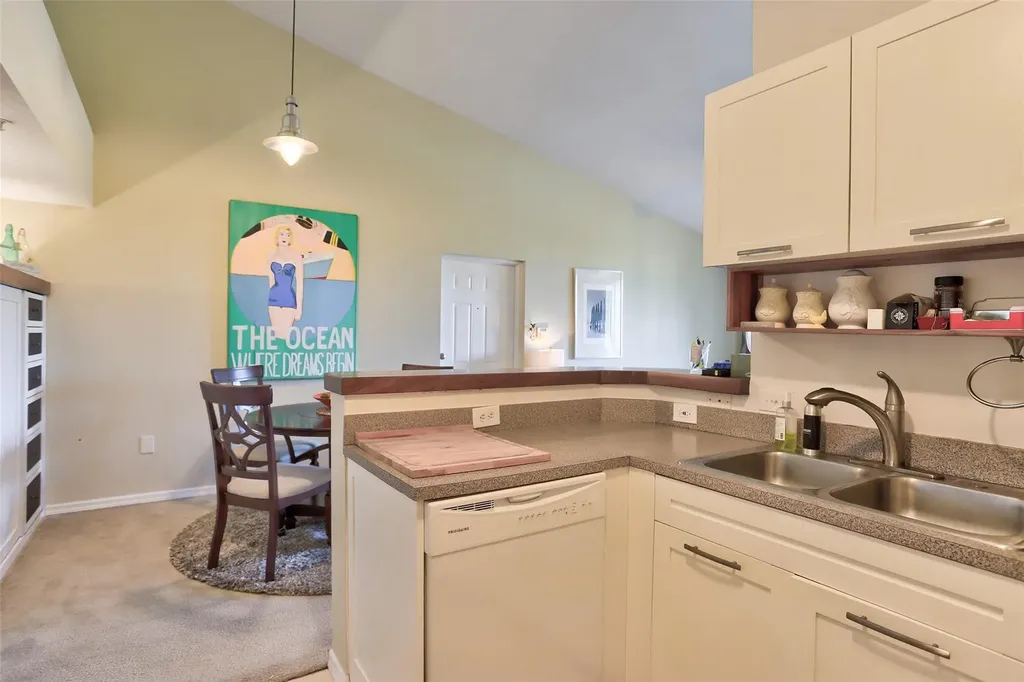 321 Villa Circle Boynton Beach FL 33435