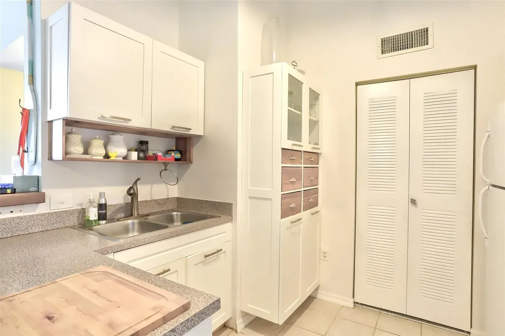321 Villa Circle Boynton Beach FL 33435