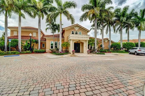 321 Villa Circle Boynton Beach FL 33435