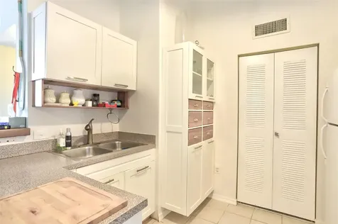 321 Villa Circle Boynton Beach FL 33435