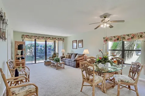 800 Uno Lago Drive Juno Beach FL 33408
