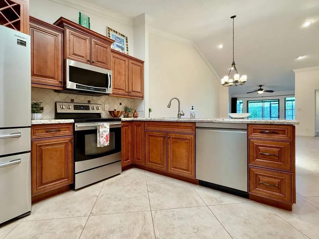 5317 Fig Palm Way Boynton Beach FL 33437