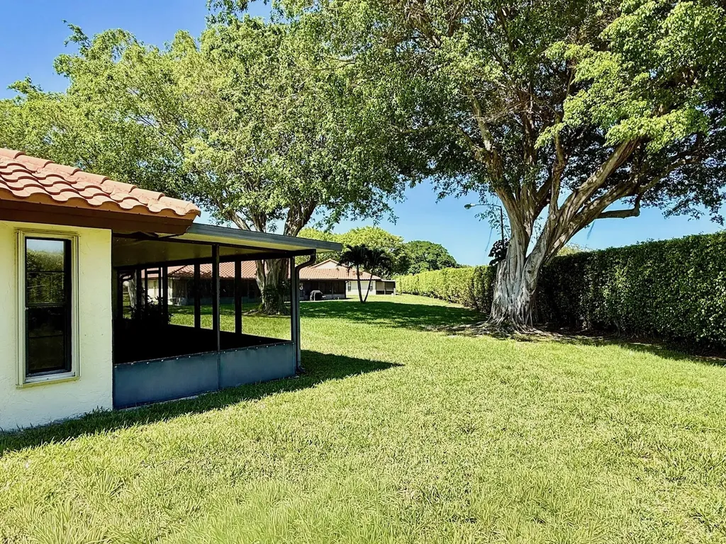 5317 Fig Palm Way Boynton Beach FL 33437