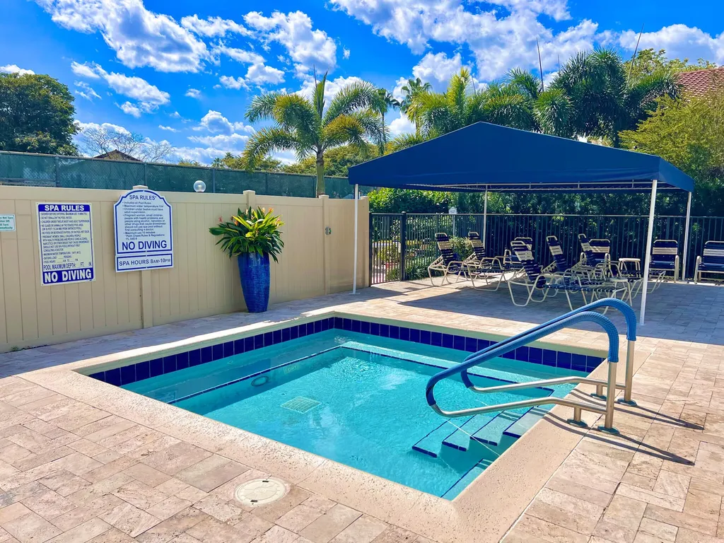 5317 Fig Palm Way Boynton Beach FL 33437
