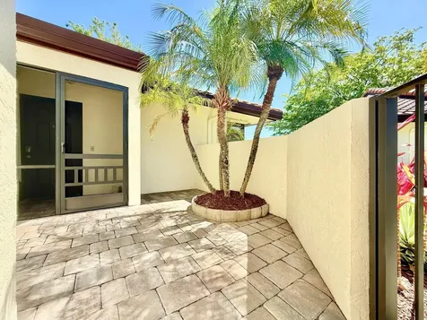 5317 Fig Palm Way Boynton Beach FL 33437