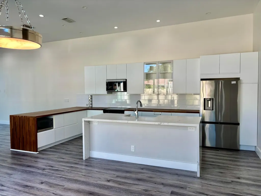 5865 NW 125th Avenue Coral Springs FL 33076