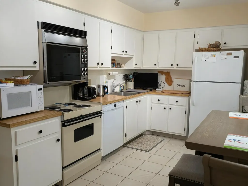 804 Cypress Boulevard Pompano Beach FL 33069