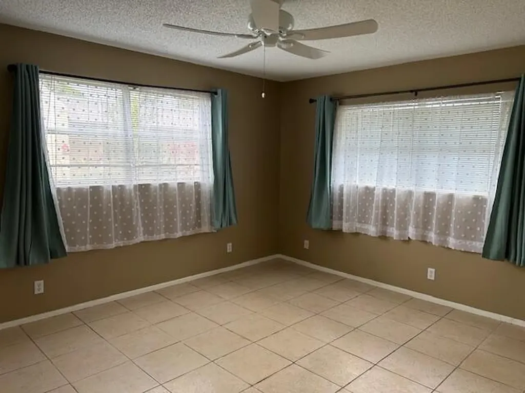 160 Lake Gloria Drive West Palm Beach FL 33411
