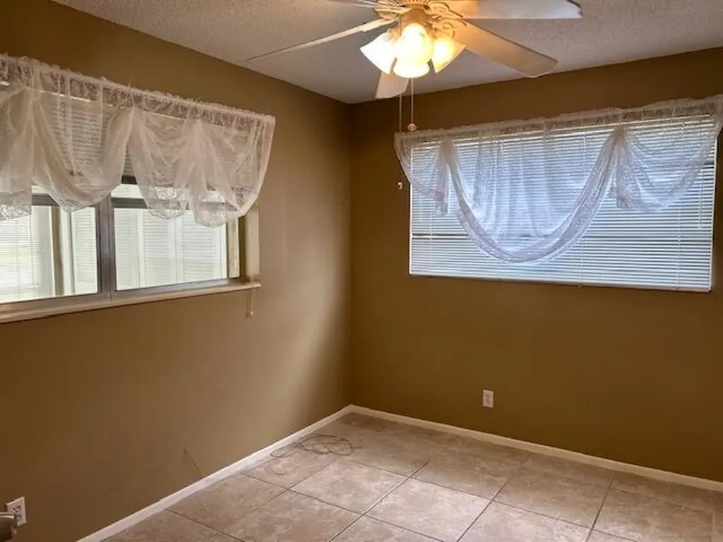 160 Lake Gloria Drive West Palm Beach FL 33411