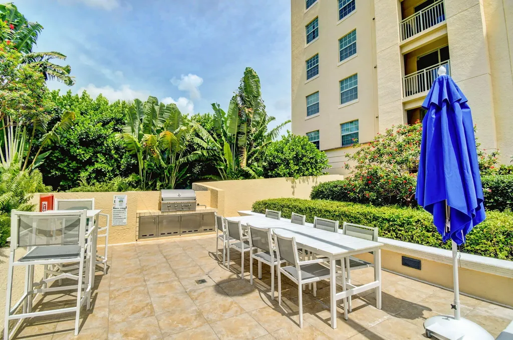 610 Clematis Street West Palm Beach FL 33401