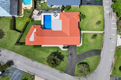 8500 NW 19th Drive Coral Springs FL 33071