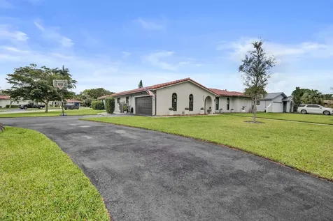 8500 NW 19th Drive Coral Springs FL 33071