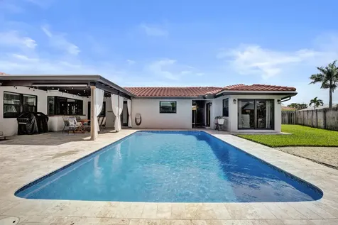 8500 NW 19th Drive Coral Springs FL 33071